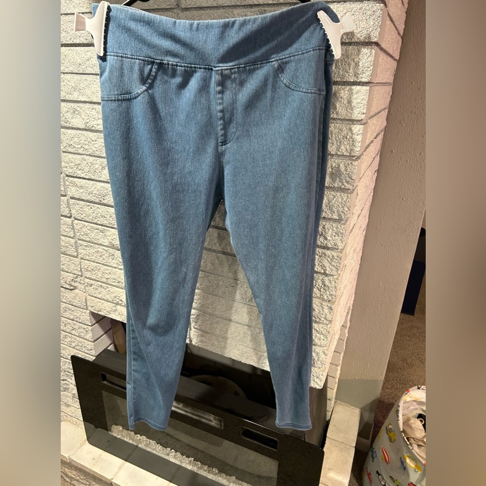 Maternity jeans